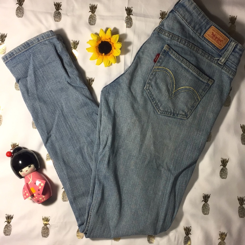 Levi's Juniors 524 too superlow skinnys